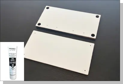 白色塗装後の木製キーフック用ベースプレート